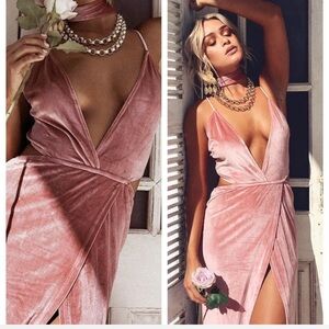 Sabo Skirt Formal Grazia Velvet Maxi Dress Pink Blush Size XS Choker/Belt Deep V